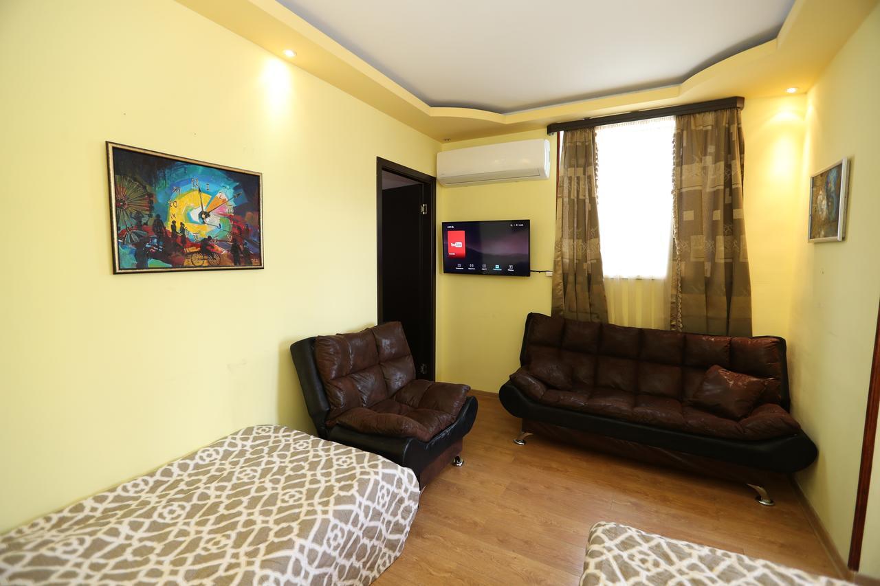Guest House Old Тбілісі Екстер'єр фото
