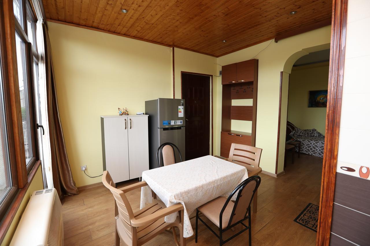 Guest House Old Тбілісі Екстер'єр фото